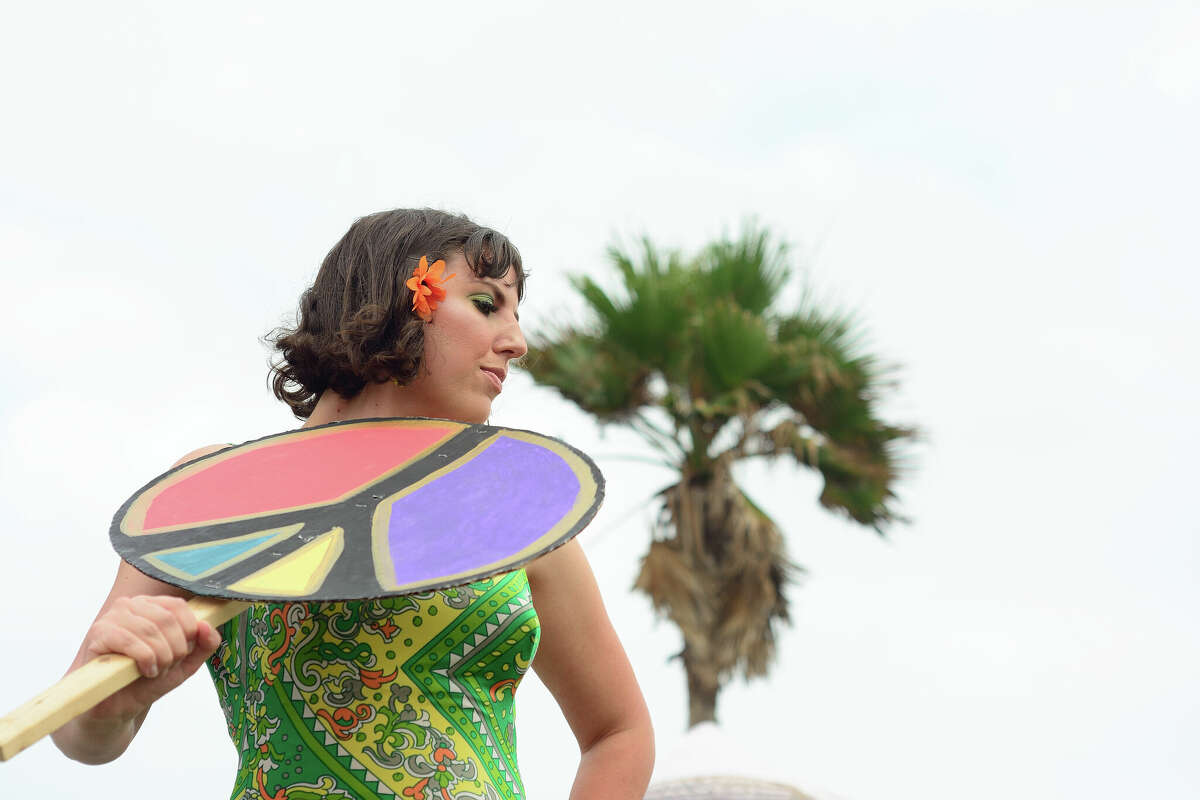 Galveston Island Beach Revue brings back vintage bathing suits