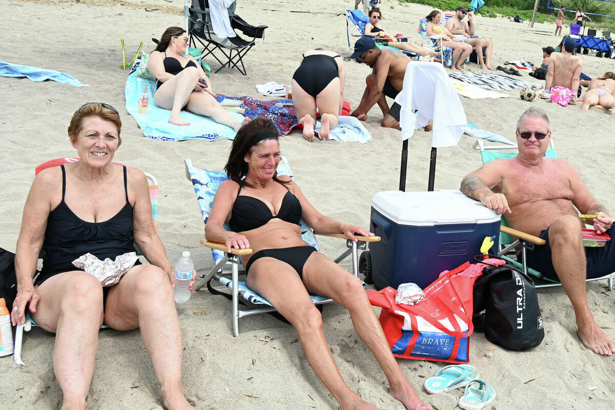 Beachgoers at Milford’s Walnut beach enjoyed one of the first warm weekends of the season on May 22, 2022. Were you SEEN?