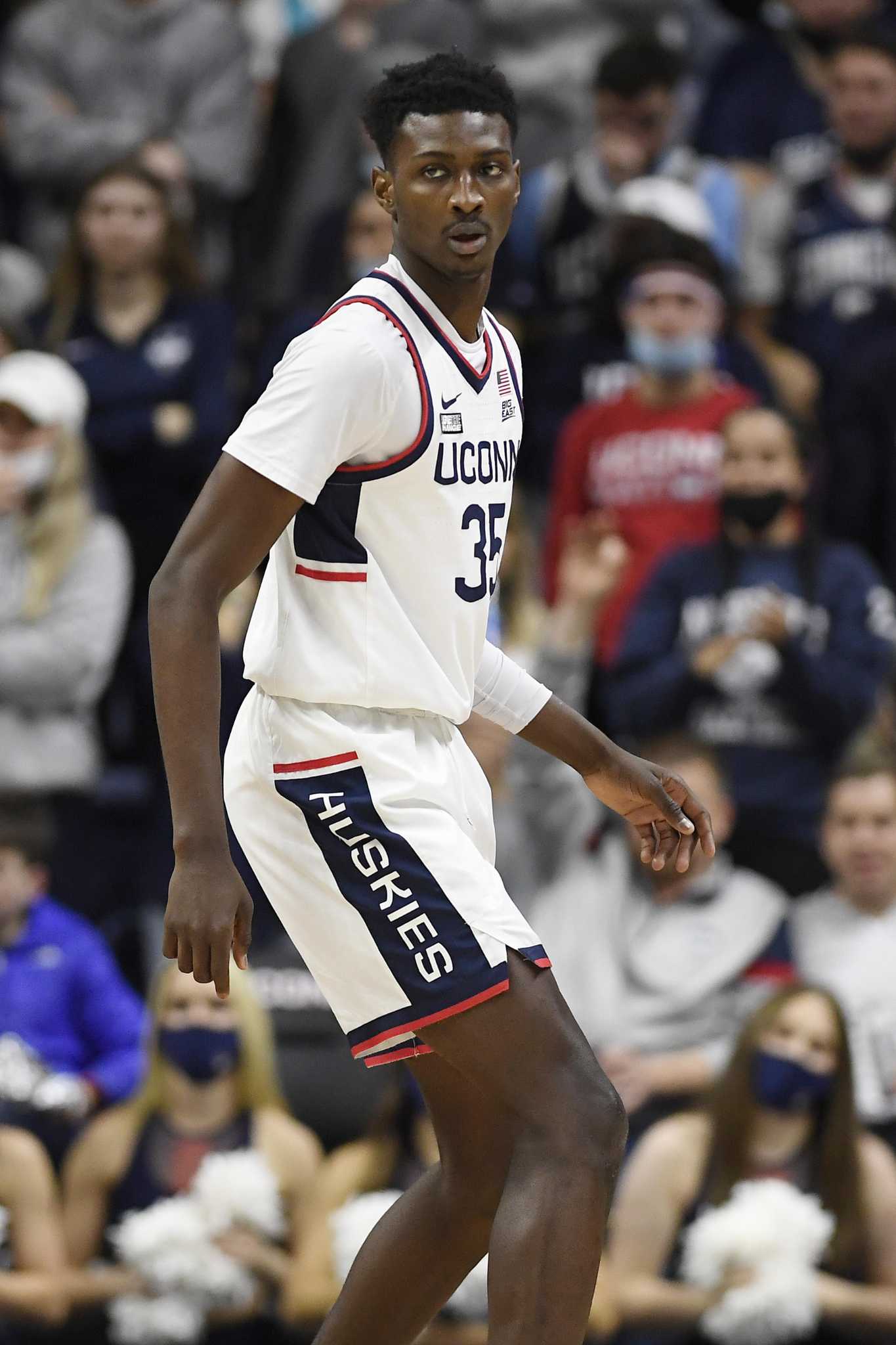 UConn men's basketball's Samson Johnson works to reach potential
