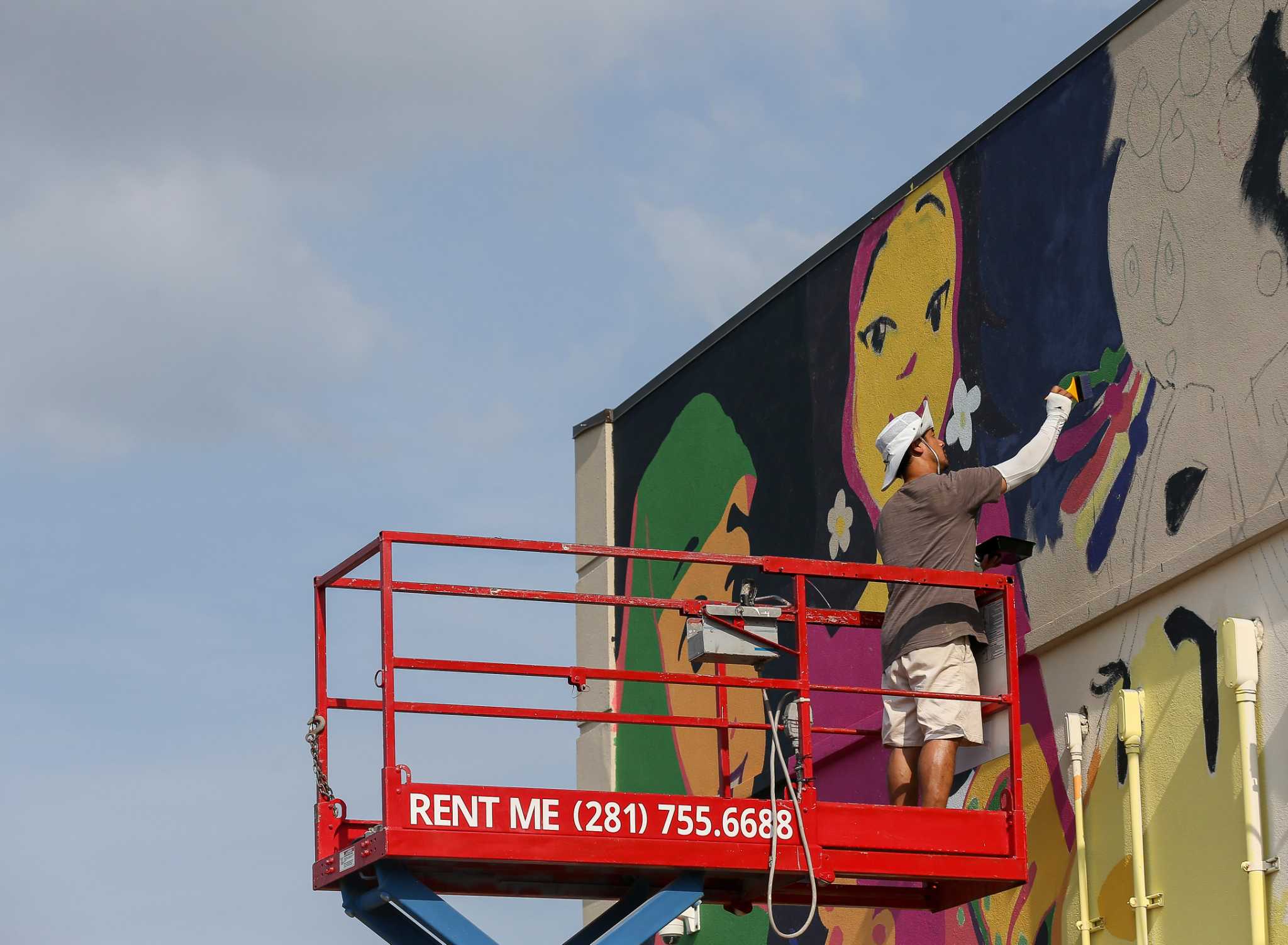 New Houston Asiatown mural led by Alief artist was painted with help from over 200 volunteers