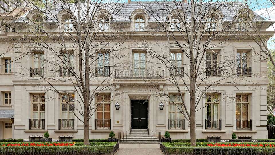 See inside this Chicago mansion and guess the price