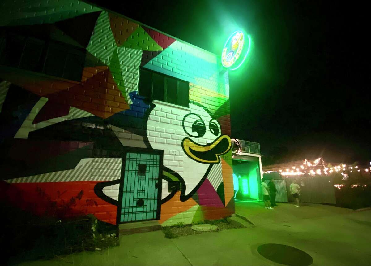 The Lucky Duck is now open at 810 North Alamo Street. 