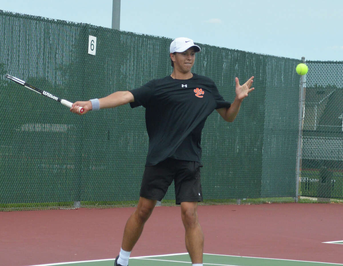 Jesse Hattrup in action during the Class 2A Edwardsville Sectional semifinals. Hattrup finished the sectional with a fourth place finish in singles. 