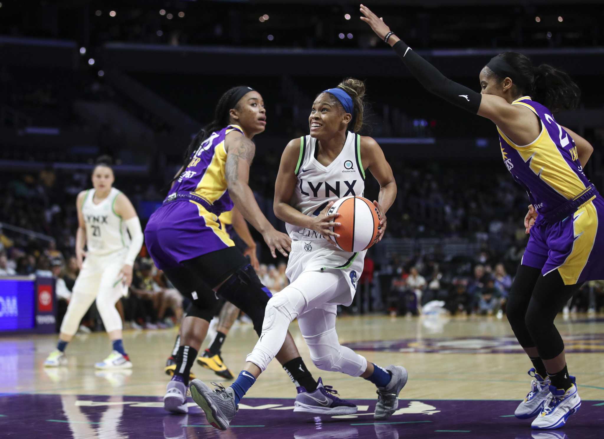 Former UConn women's basketball guard Moriah Jefferson reviving WNBA career with Minnesota Lynx - Vimarsana News