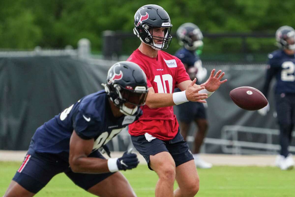 Davis Mills hasn’t been the Texans starting quarterback for a full season but new coach Lovie Smith is already forecasting career excellence for the second-year signal caller.