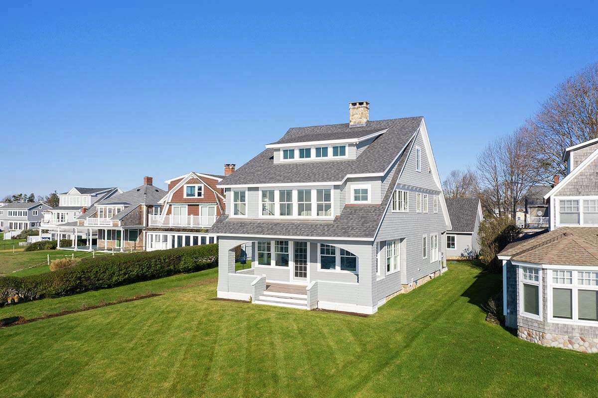 A summer cottage in Westbrook makes way for a yearround retreat