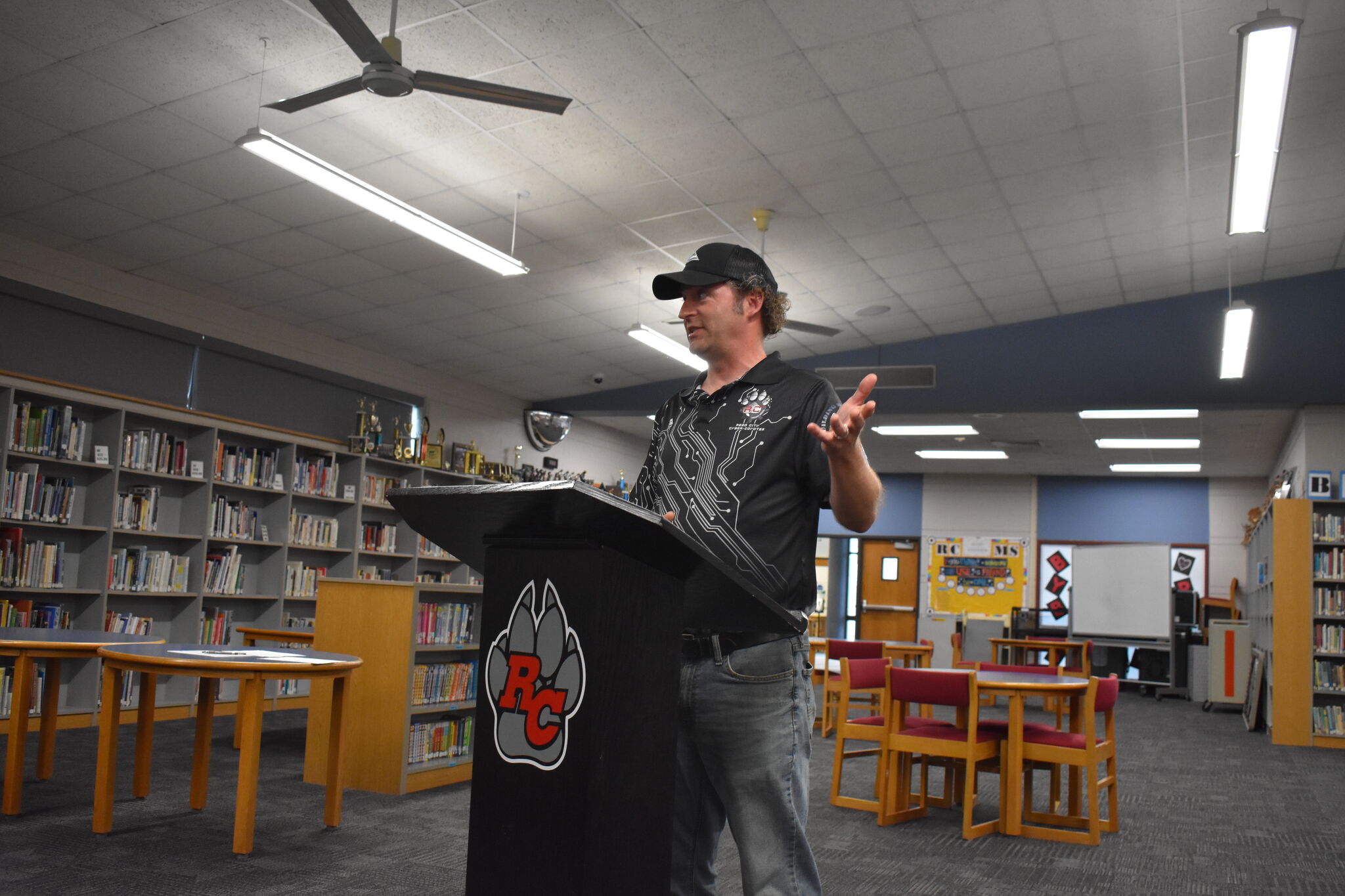 Reed City robotics team highlighted at school board meeting - Vimarsana News