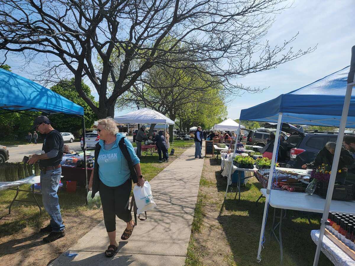 The Frankfort Farmers Market is a mix of crafts, art, farm fresh produce and homemade food. 