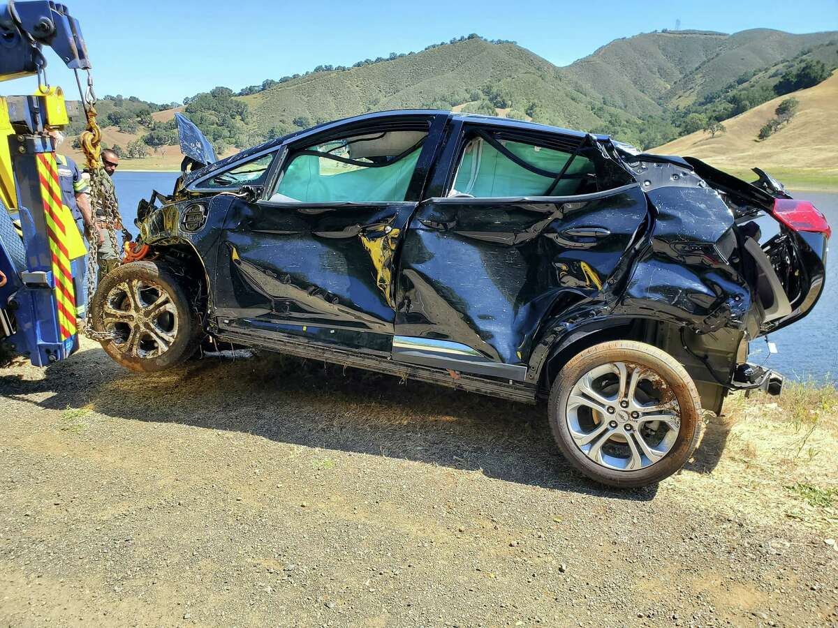 A solo vehicle accident the morning of Monday, May 23, left the vehicle submerged in Uvas Reservoir in Morgan Hill. The driver escaped and left the scene before deputies arrived, and sustained minor injuries, authorities said.