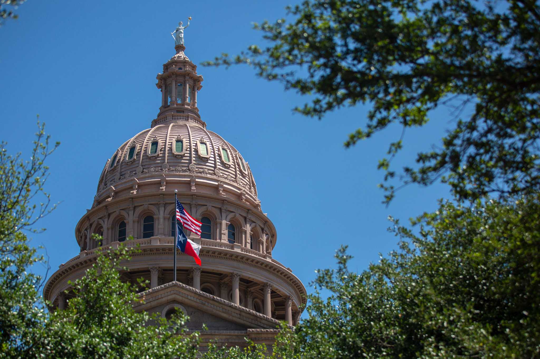 Federal judge strikes down new Texas restrictions on voter registration - Vimarsana News
