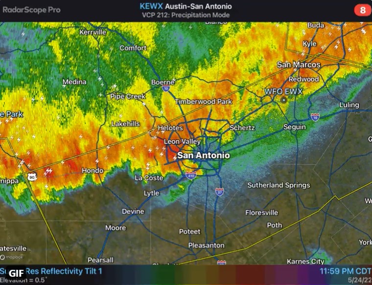 Severe storms moving through San Antonio area