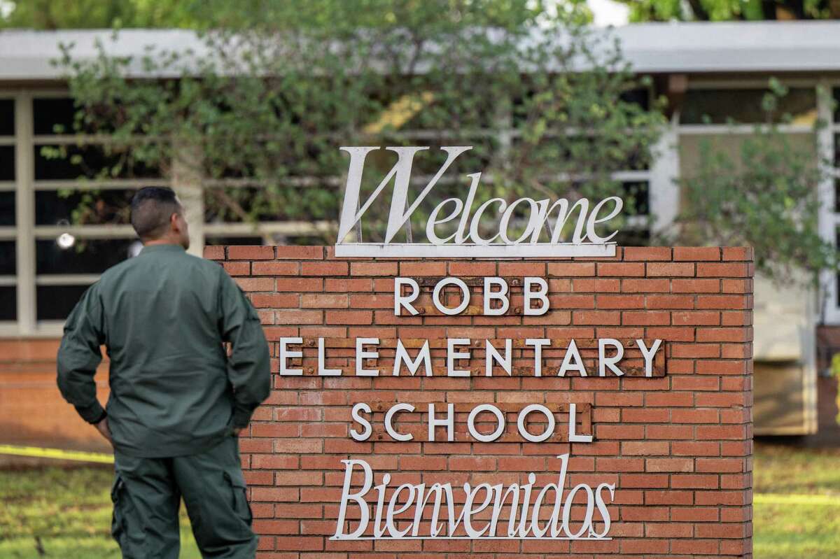 UVALDE, TEXAS - MAY 25: A law enforcement officer stands outside the Robb Elementary School on May 25, 2022 in Uvalde, Texas. According to reports, during the mass shooting, 19 students and 2 adults were killed, with the gunman, identified as 18 year old Salvador Ramos, fatally shot by law enforcement. (Photo by Brandon Bell/Getty Images)