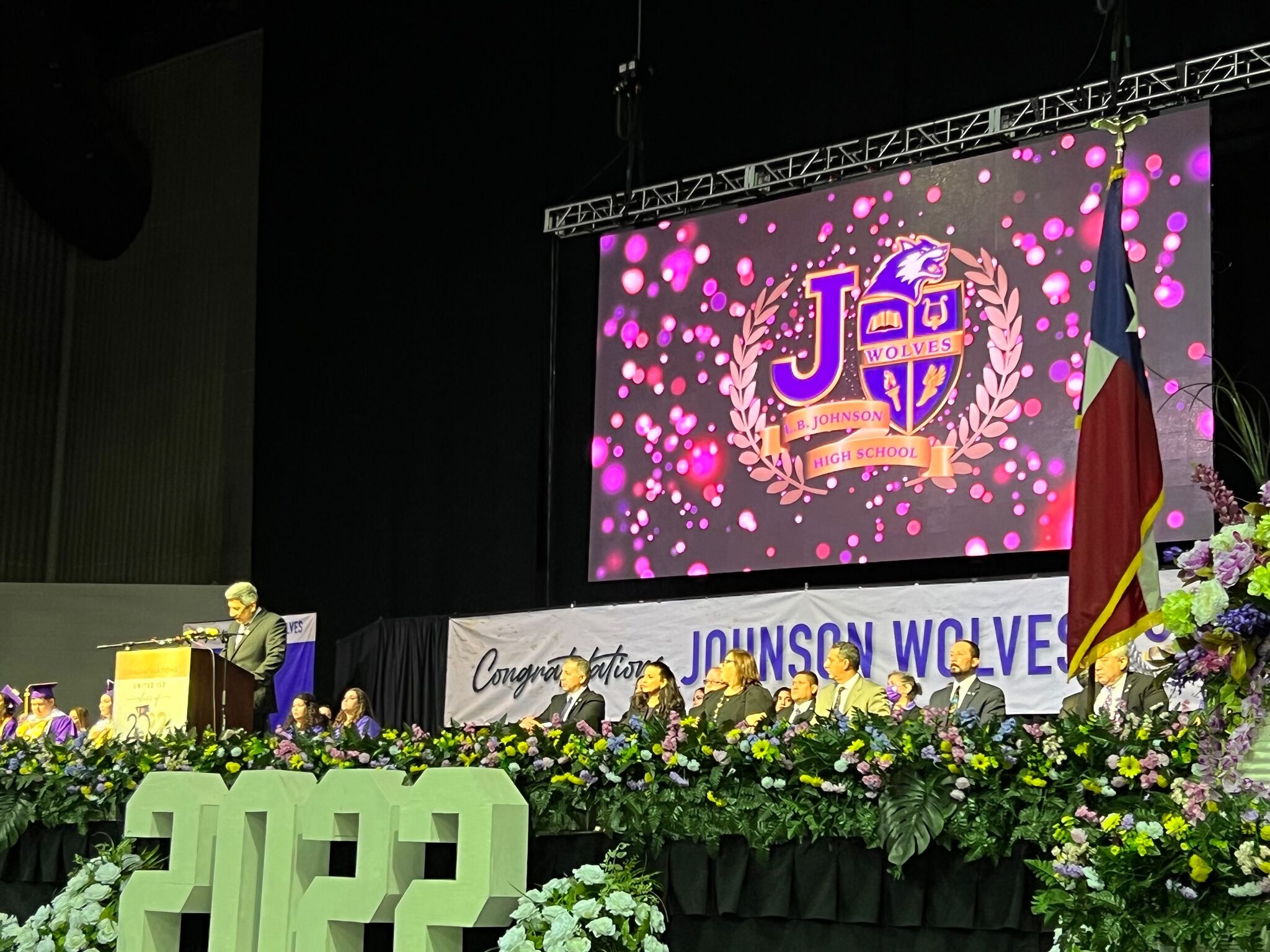 United Independent School District holds 2022 graduation ceremonies for Alexander, LBJ High Schools at Sames Auto Arena - Vimarsana News