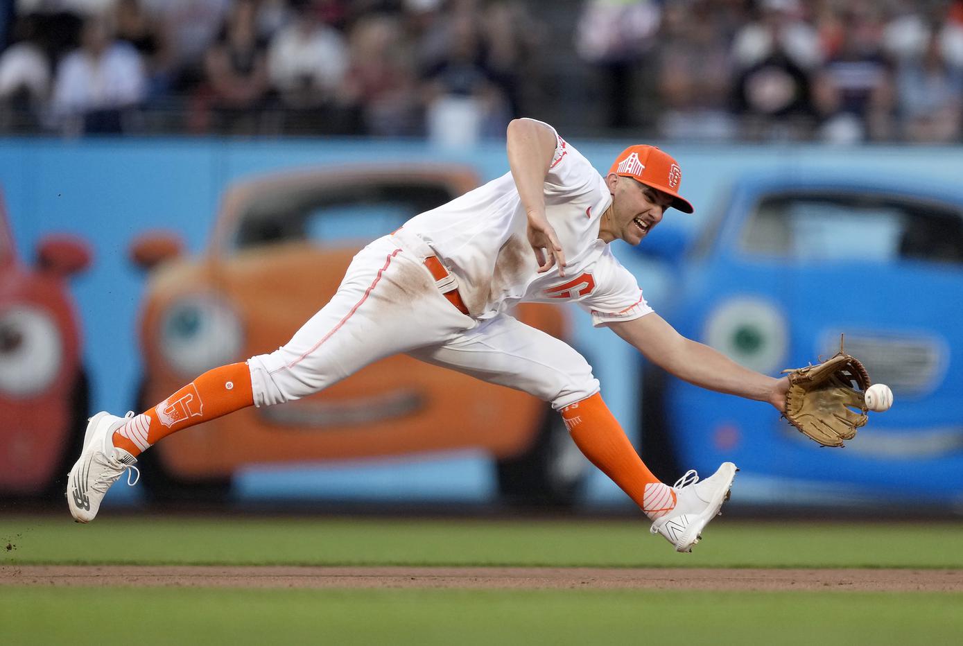 Giants beat Mets 13-12 in wild back-and-forth game in San Francisco