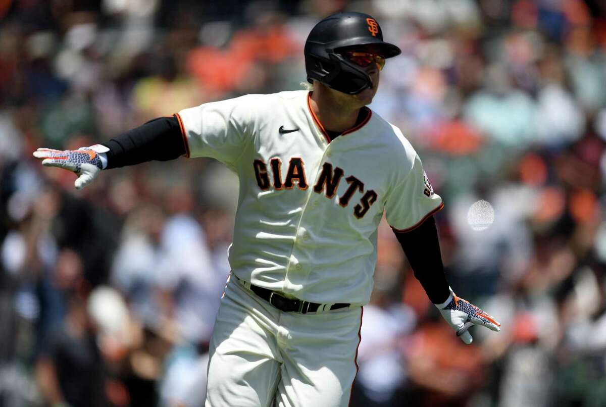 Joc and Champ Pederson auctioning off an on-field experience at SF Giants  game – Palo Alto Little League