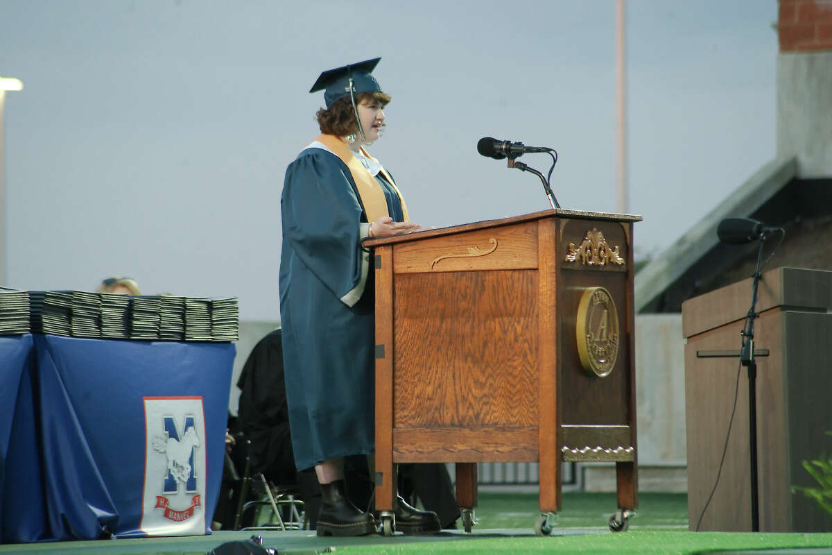 See scenes from Manvel High School's graduation ceremony