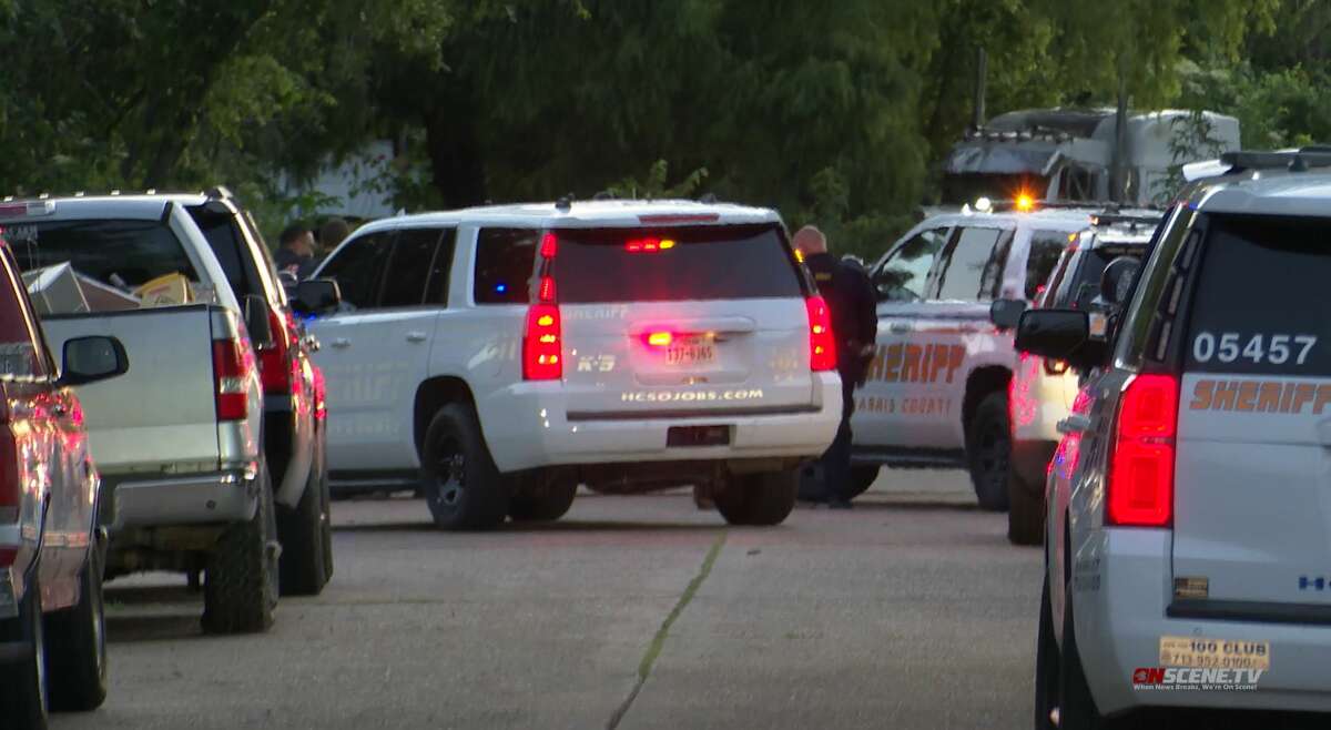 Harris County Sheriff's Deputies and SWAT respond to a double murder-suicide in northwest Harris County on May 25, 2022.