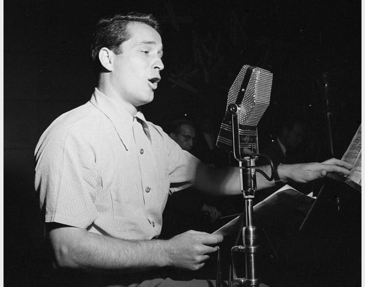 1946: 'Prisoner of Love' by Perry Como “Prisoner of Love” was originally performed by Russ Columbo in 1931, but it really took off in popularity a decade and a half later. In 1945, Billy Eckstine put out a version with Duke Ellington on the piano; a year later, Perry Como put out one of his own that charted in March 1946 and hit #1 that year. Como was given the Lifetime Achievement Award at the 2002 Grammys.