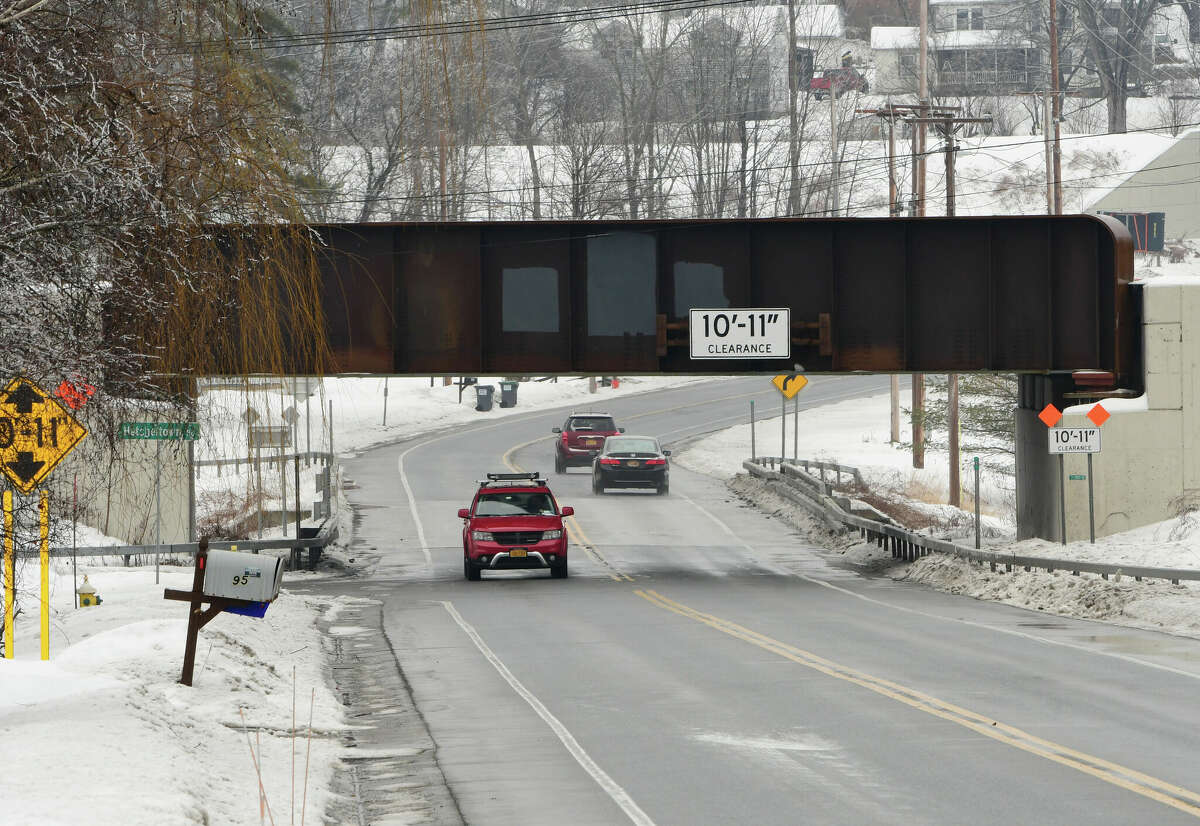 Trucks hitting low bridges costs New York millions