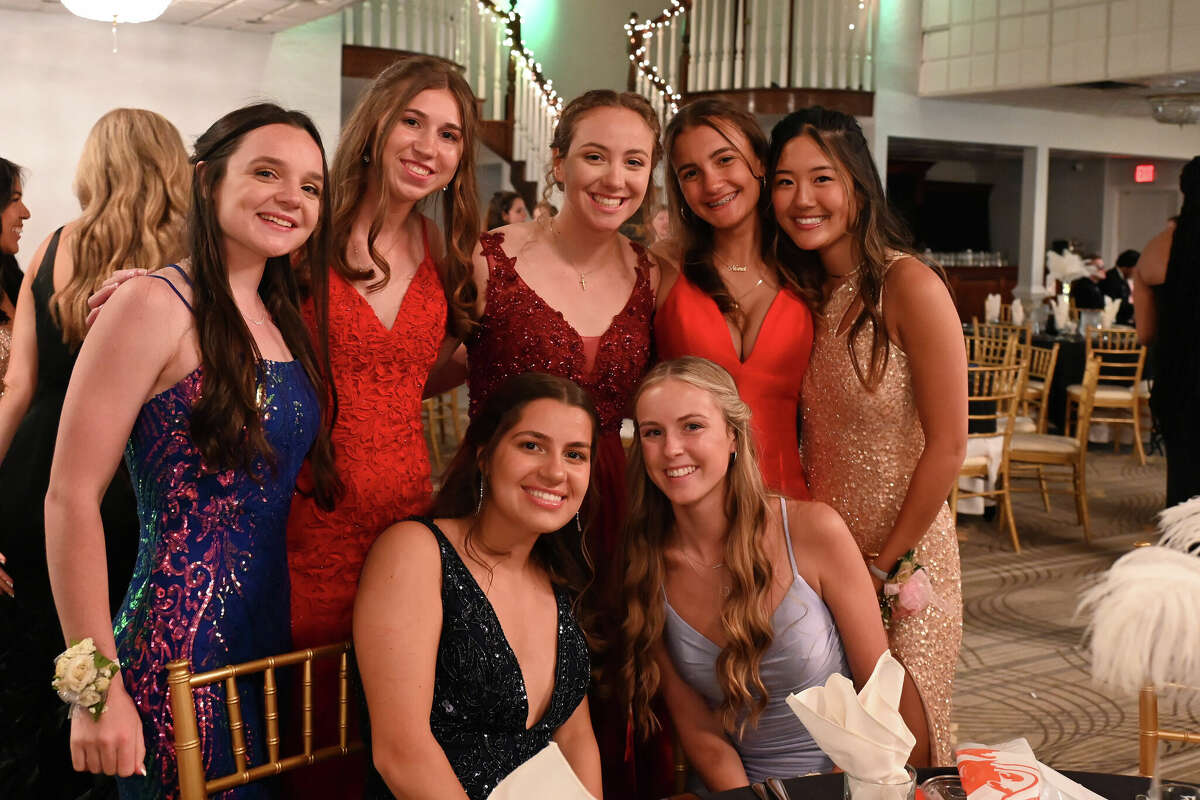 Milford’s Jonathan Law High School hosted its prom on Thursday, May 26, 2022 at Villa Bianca in Seymour, Conn. Were you SEEN?