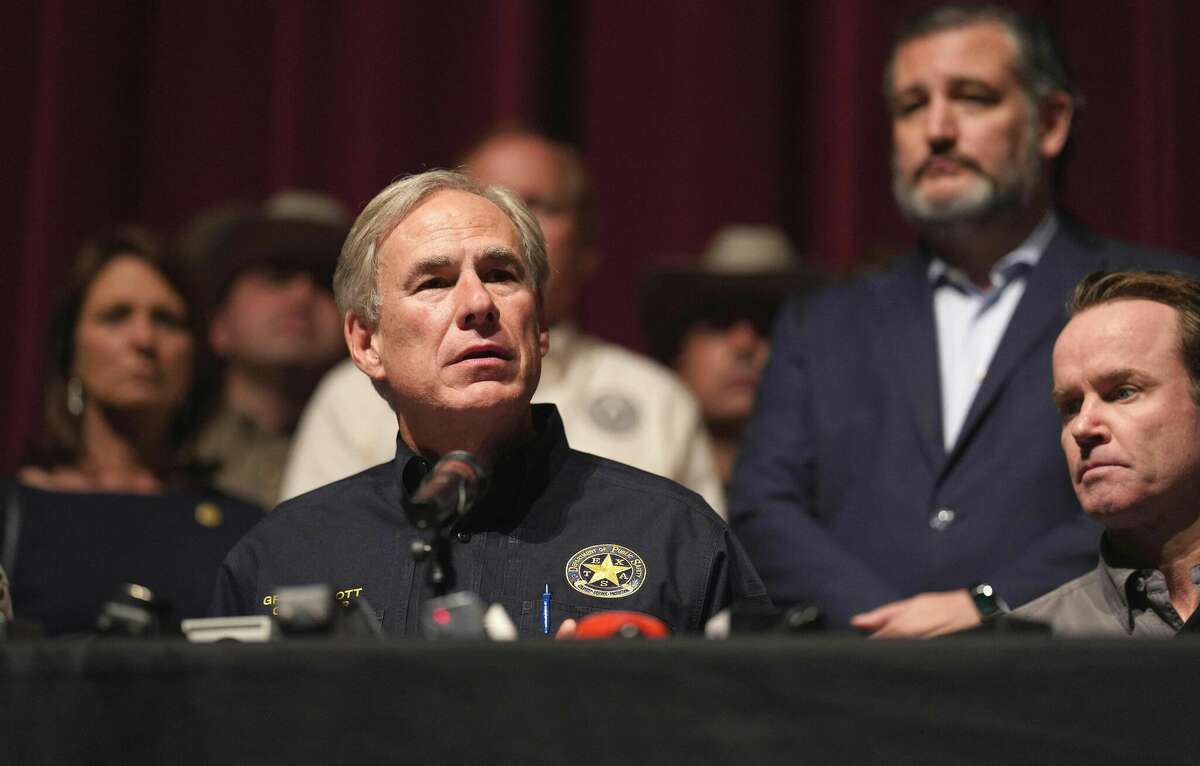Texas Governor Greg Abbott was previously scheduled to appear at the NRA conference in Houston on Friday, along with Sen. Ted Cruz.