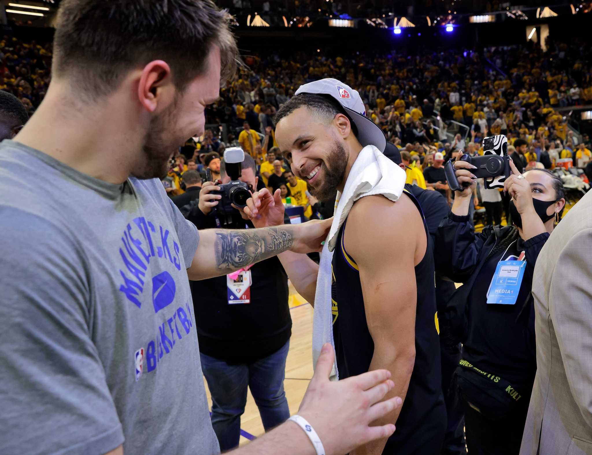 Is MVP Stephen Curry back? Media thinks so