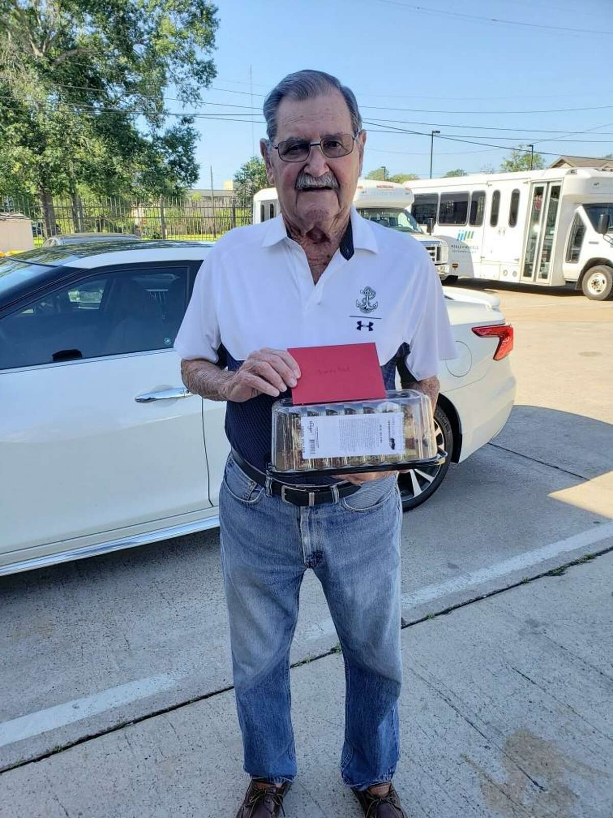 Charles Reed has been a meal delivery volunteer for 35 years for MOWMC. He is 91 years old and hung up his hat May 26 participating in his last delivery. He has a special place in his heart for bringing smiles to seniors and talks with the homebound seniors MOW serves.