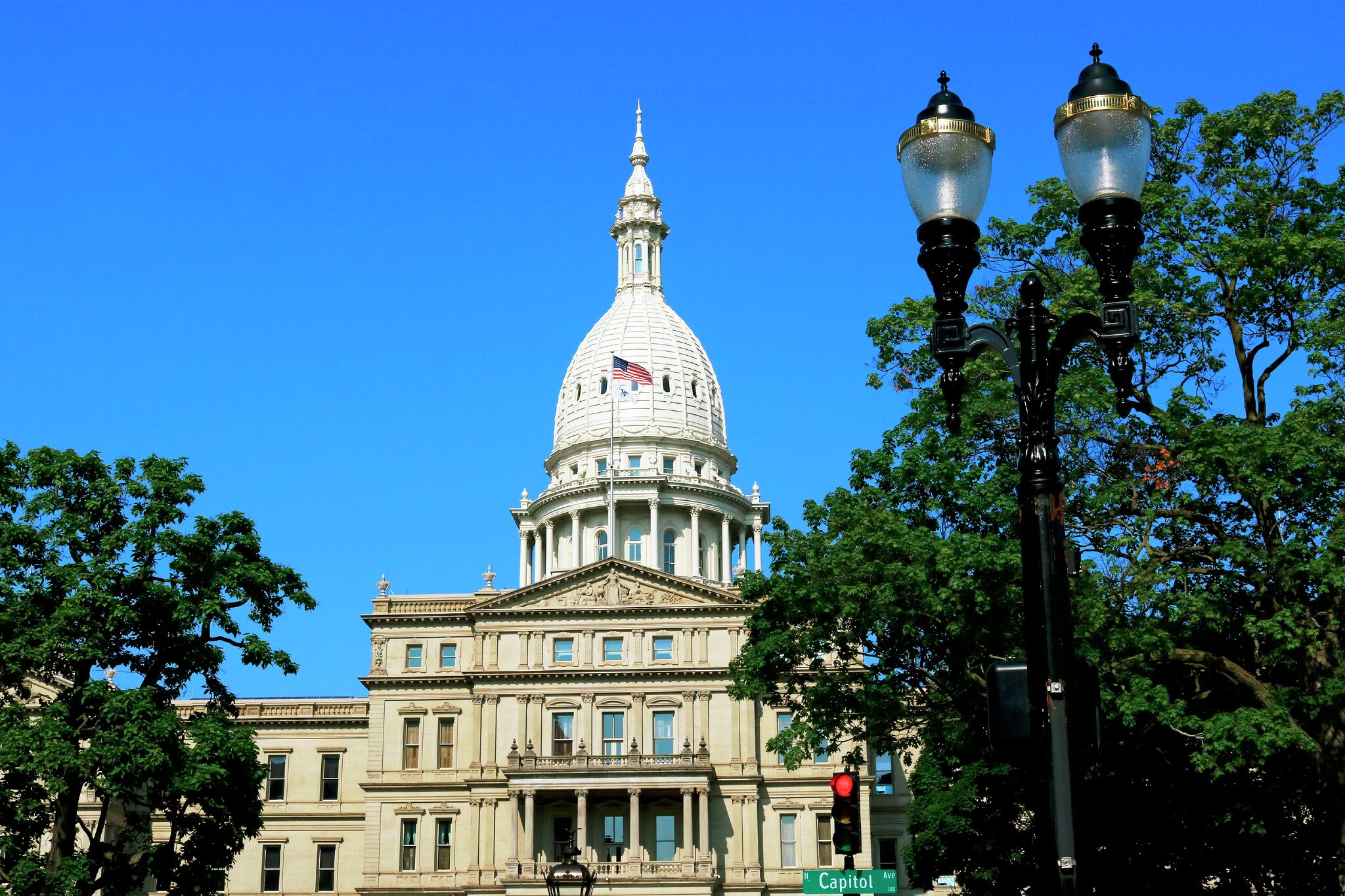 Michigan Legislative Roll Call: Senate votes to let minors to stock liquor shelves - Vimarsana News