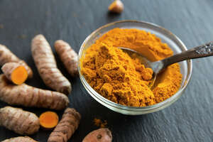 Health benefits of turmeric, according to a dietitian