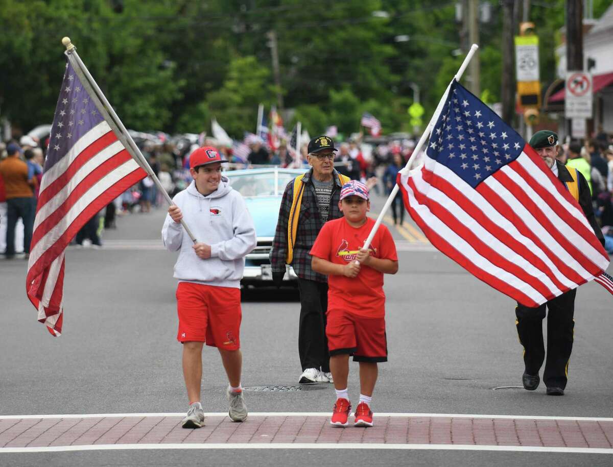 Is costco open today on veterans day