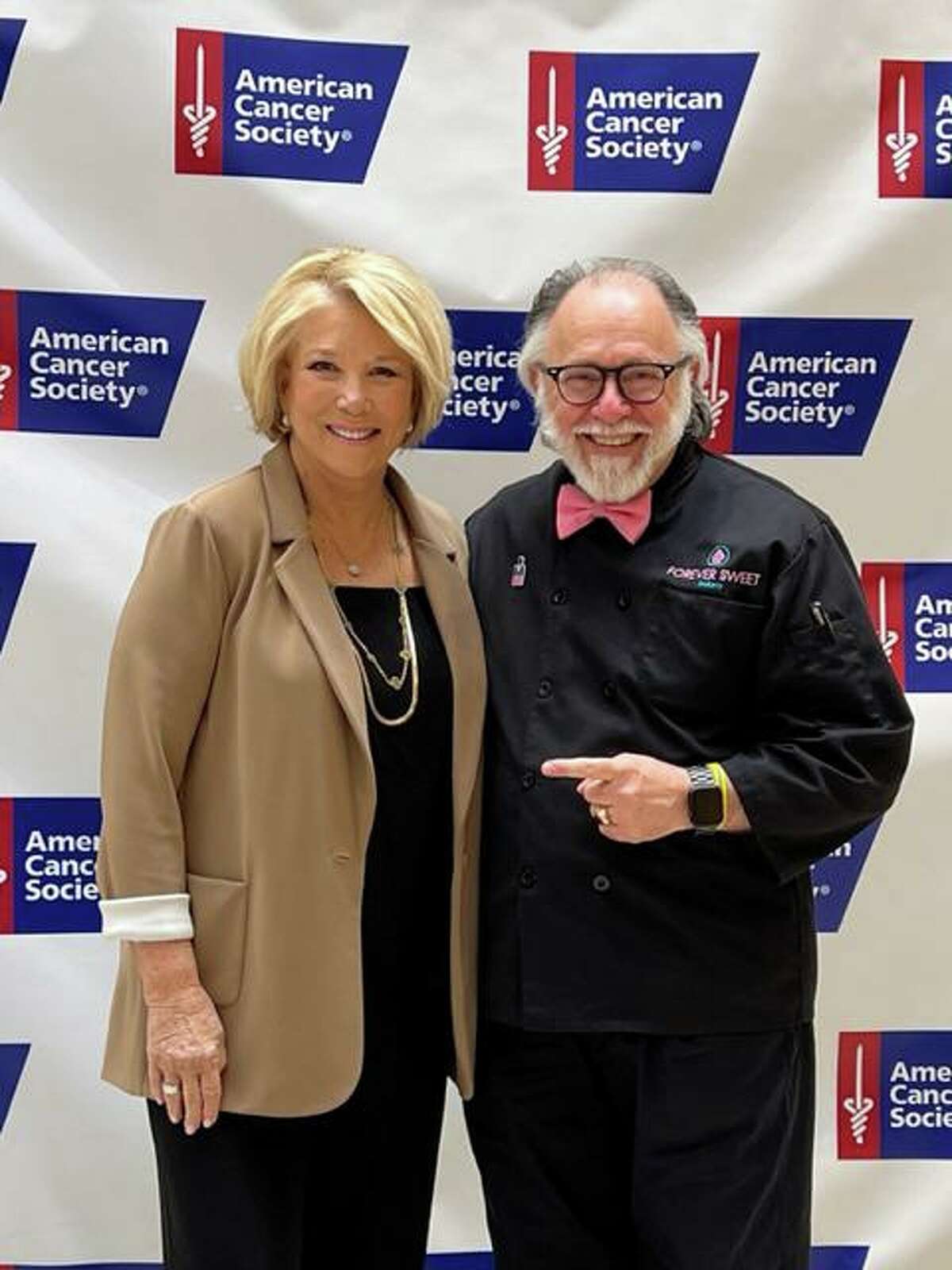 Broadcast Journalist, author and breast cancer survivor Joan Lunden and Sky Mercede of Forever Sweet Bakery in Norwalk at the American Cancer Society’s 8th annual “Woman Leading the Way to Wellness’ Luncheon at the Stamford Marriott Hotel & Spa on May 25, 2022.