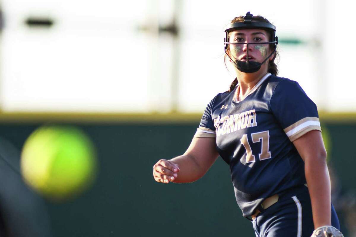 O’Connor’s Sammie Portilla pitches in the bottom of the second inning of game 2 of the Region IV-6A final against Weslaco. On Friday March 27, 2022 at Cabaniss field in Corpus Christi, Texas.