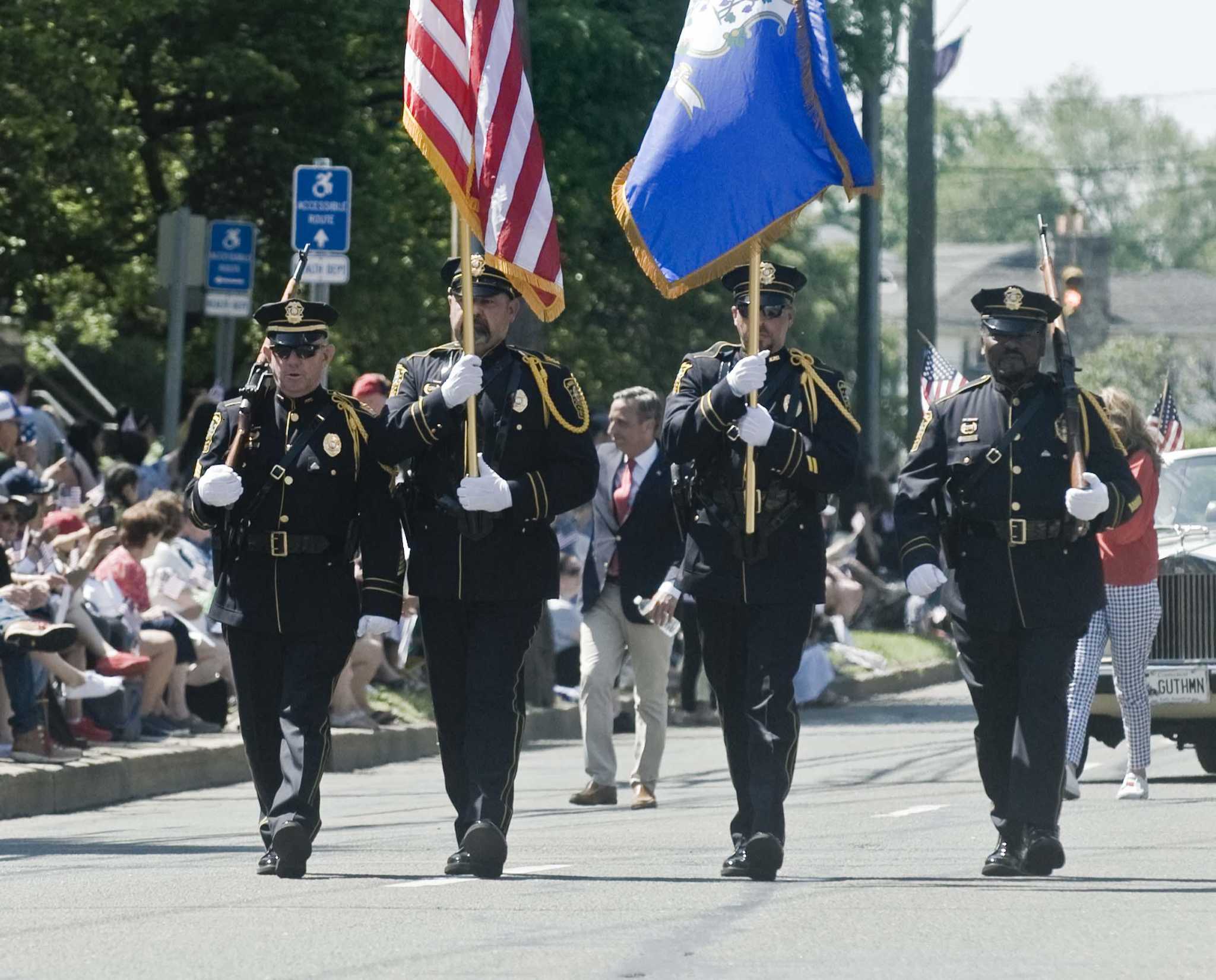 Photos: Vietnam veteran leads Norwalk's Memorial Day parade - Vimarsana News