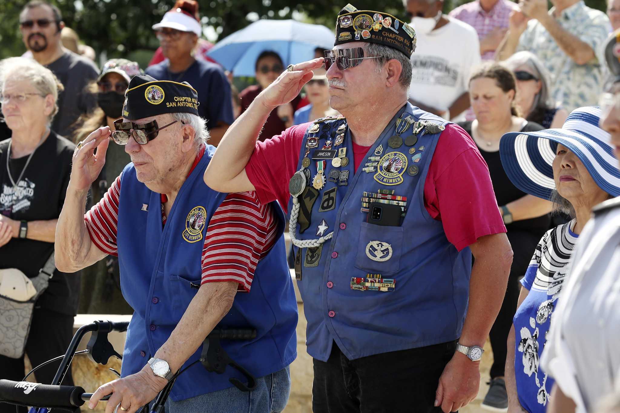 Big crowd gathers at Fort Sam for Memorial Day - Vimarsana News