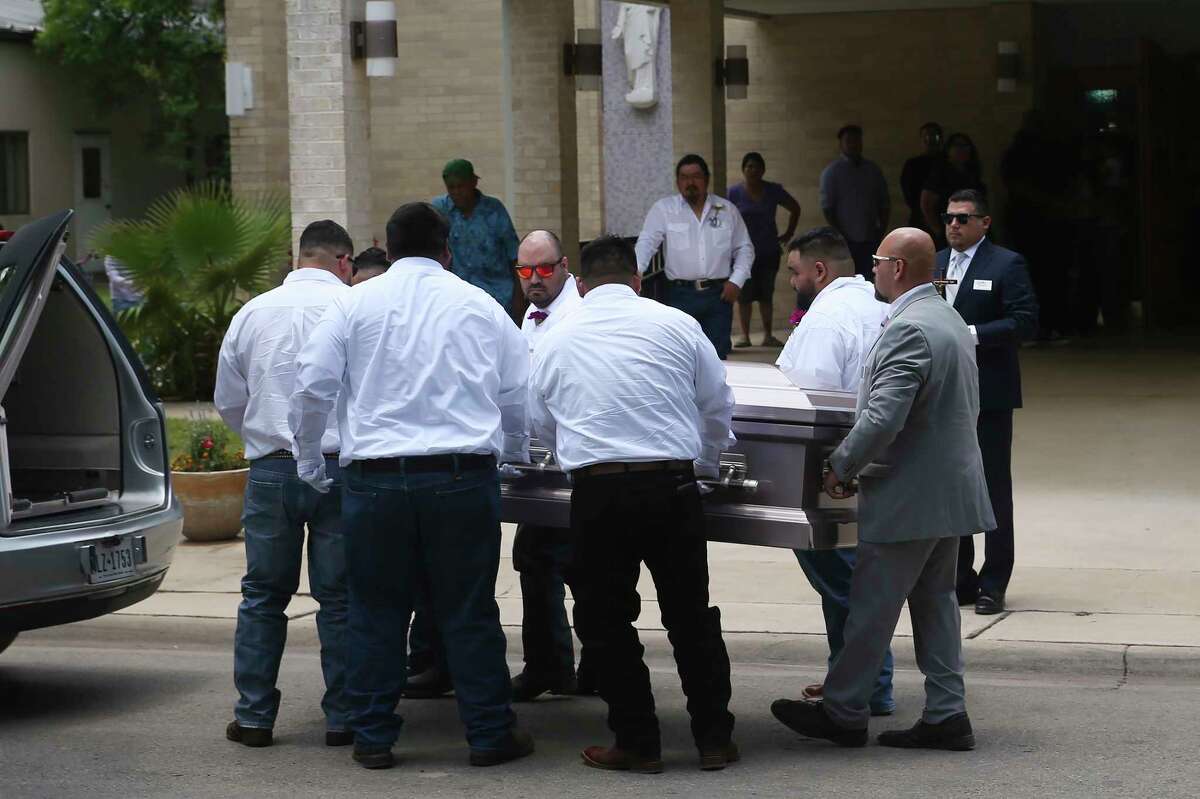 ‘A heart to lend’ Outpouring from elsewhere swells crowds at Uvalde’s