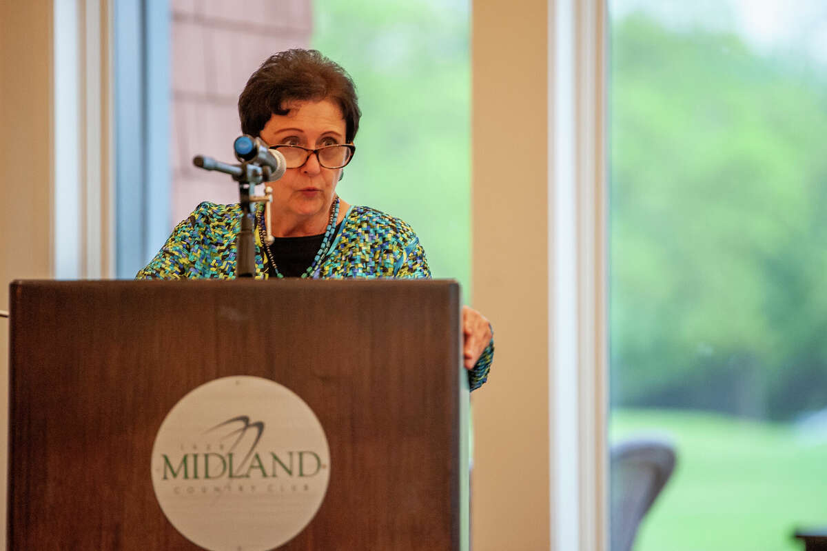 Kim Steinke, president of the League of Women Voters of the Midland Area, speaks at the League's annual meeting on May 25, 2022 at the Midland County Country Club.