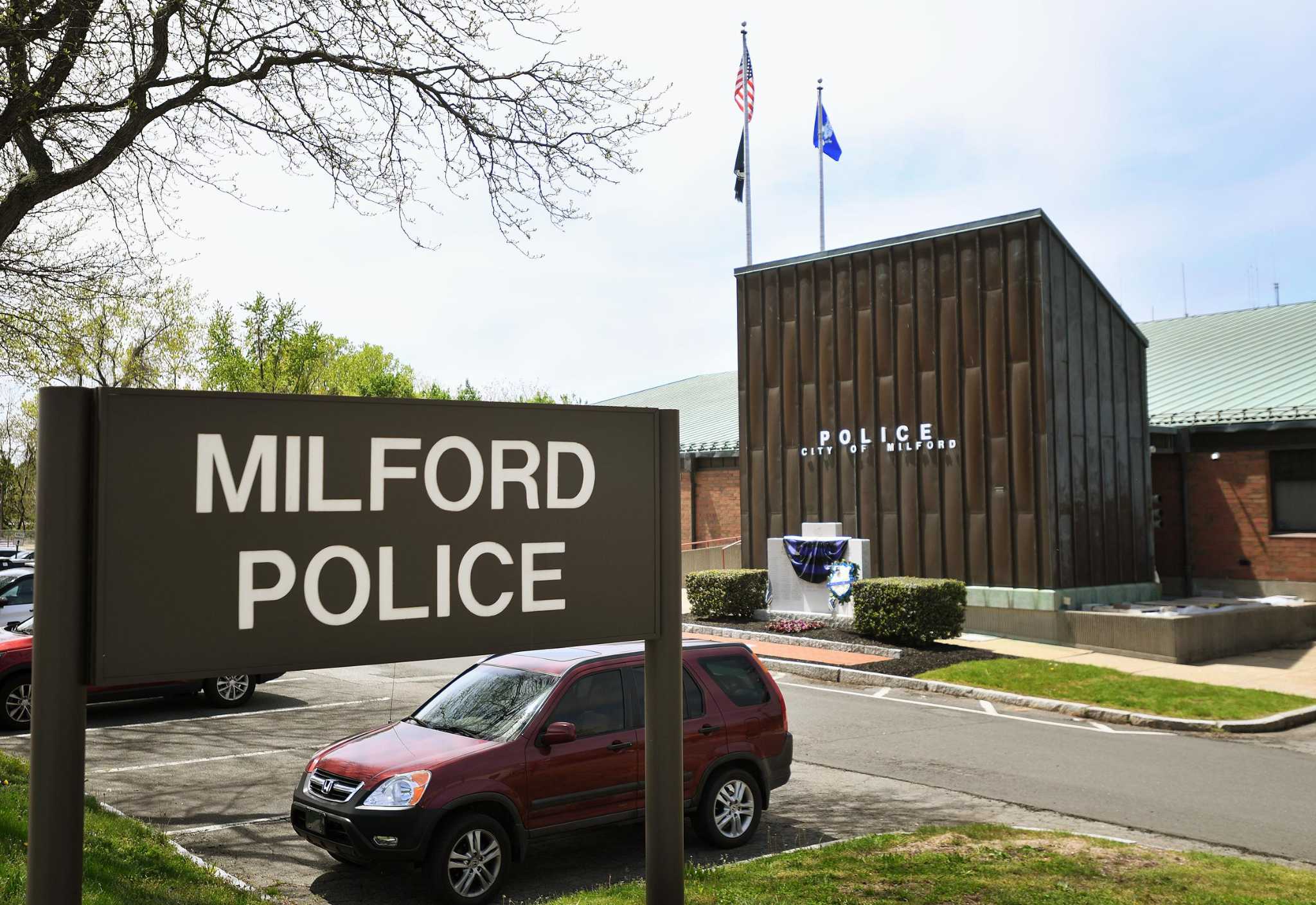 Milford PD: Officers assaulted, body cameras stolen, during response to 'unruly crowd' at Walnut Beach - Vimarsana News