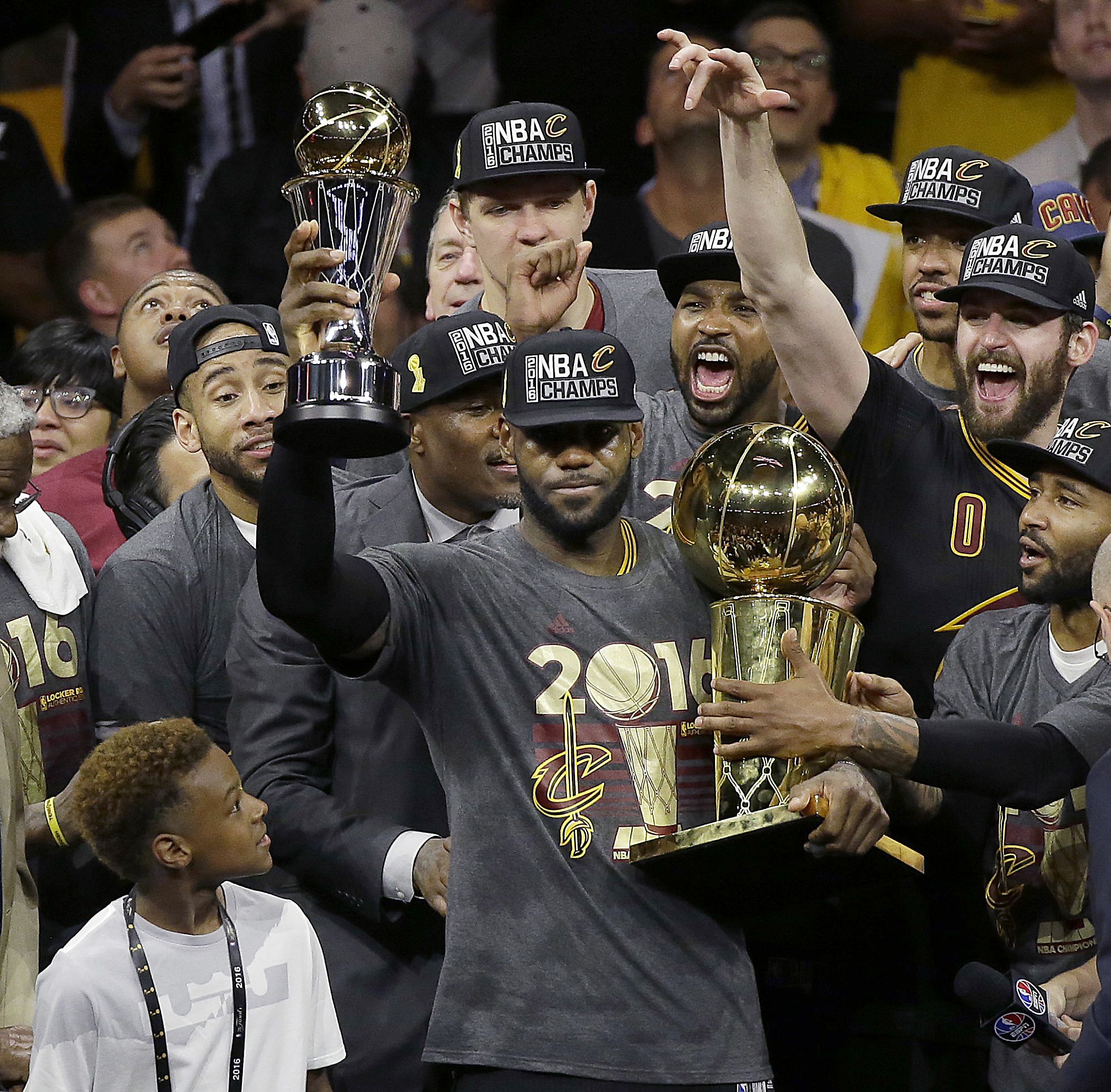 Warriors seem unlikely to add LeBron James, so what's their next move?