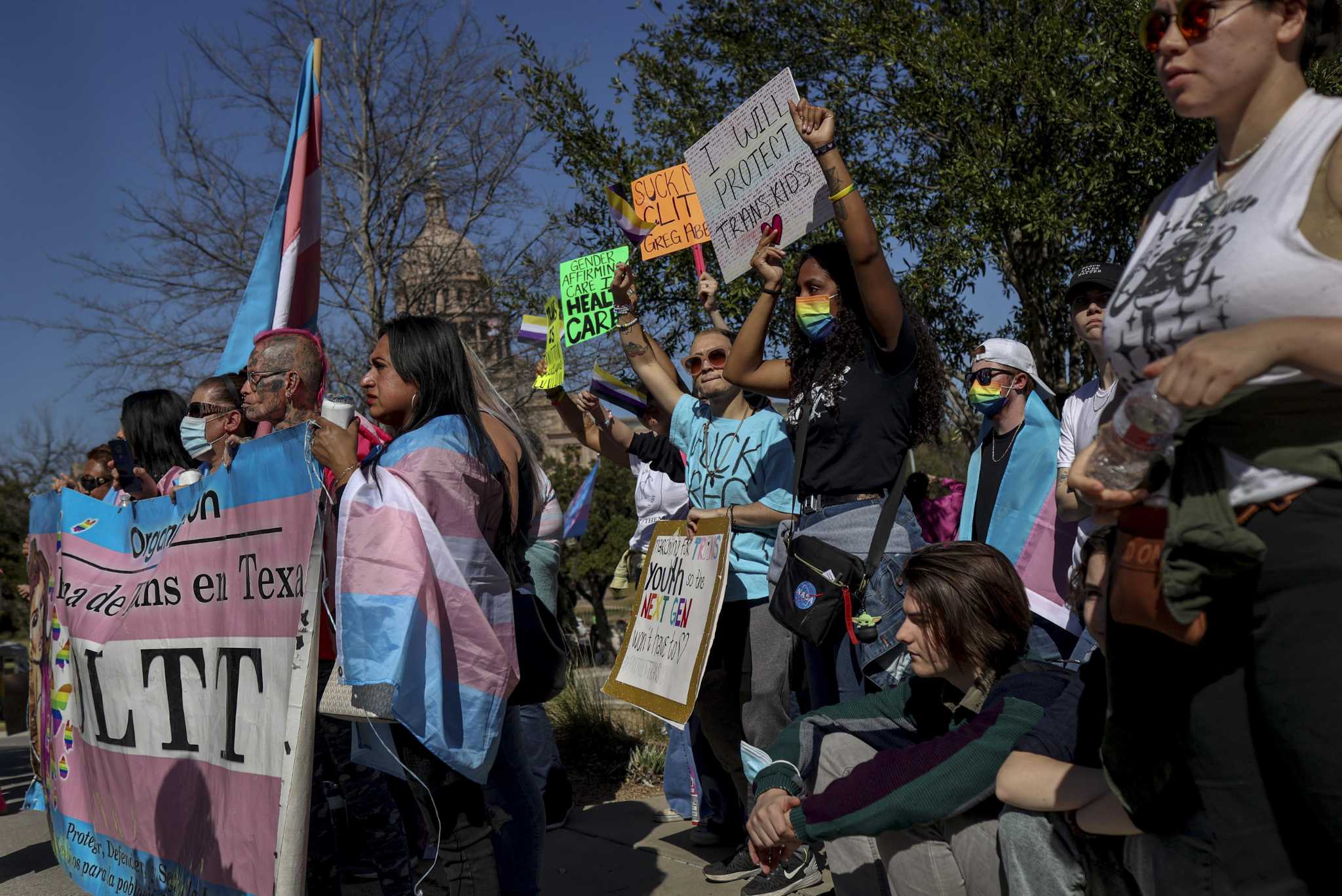 Texas court declines to hear same-sex benefits case — again - Vimarsana News