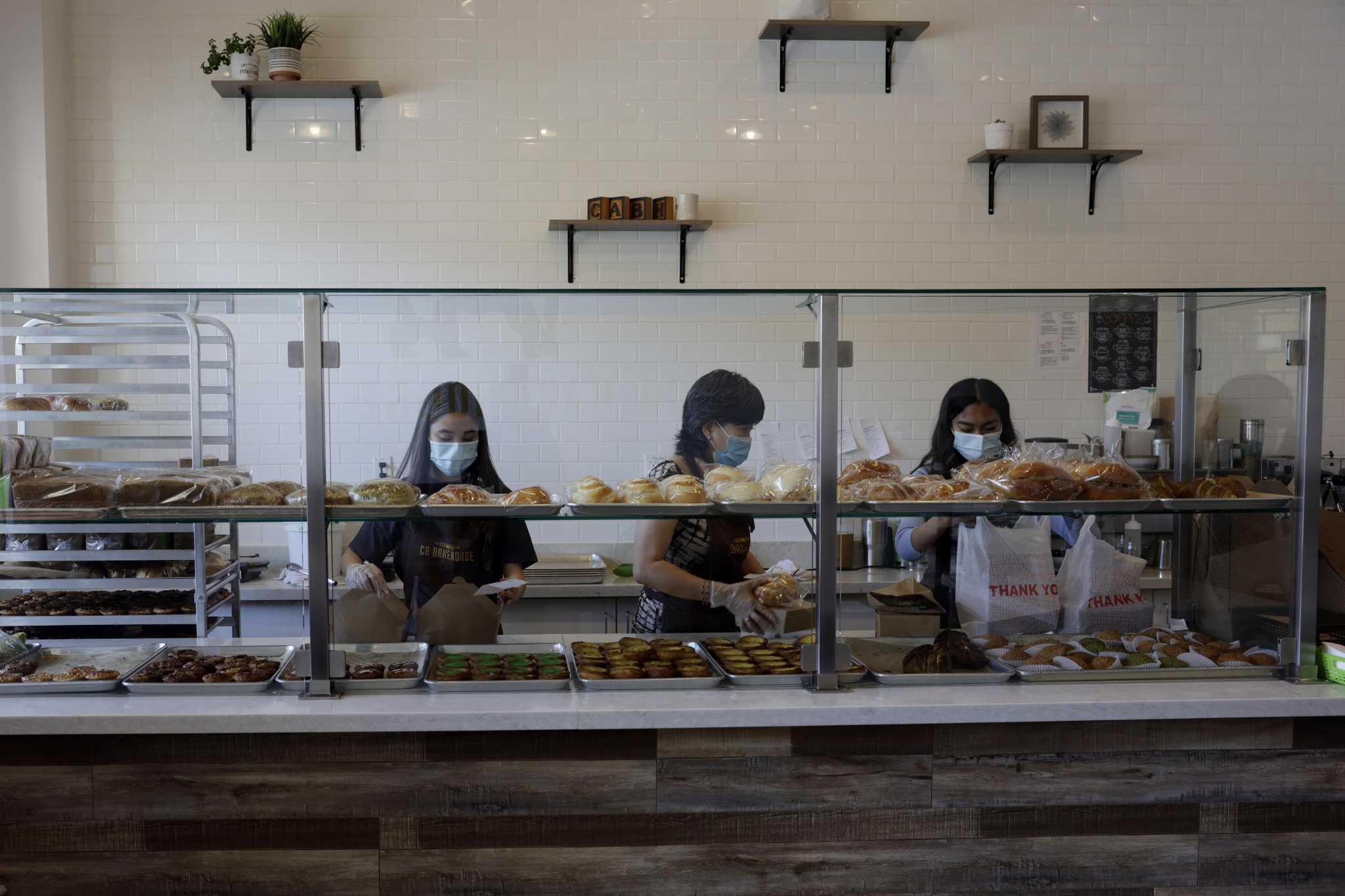 A Bay Area bakery sold mochi muffins for years. Then came the cease-and-desist letter - Vimarsana News