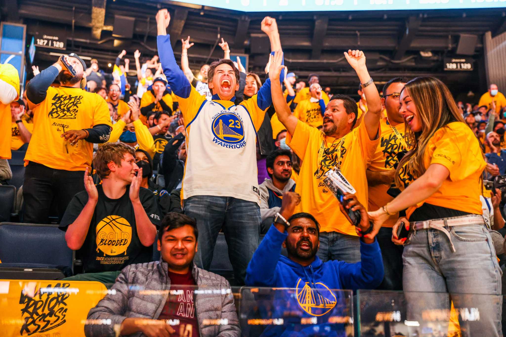 Warriors vs. Celtics: In COVID surge, how risky are games and watch parties? - Vimarsana News