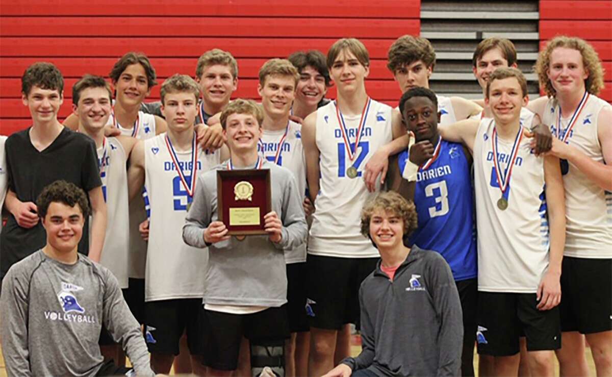 The Darien boys volleyball team won its third straight FCIAC championship with a 3-0 win over Trumbull on May 27.