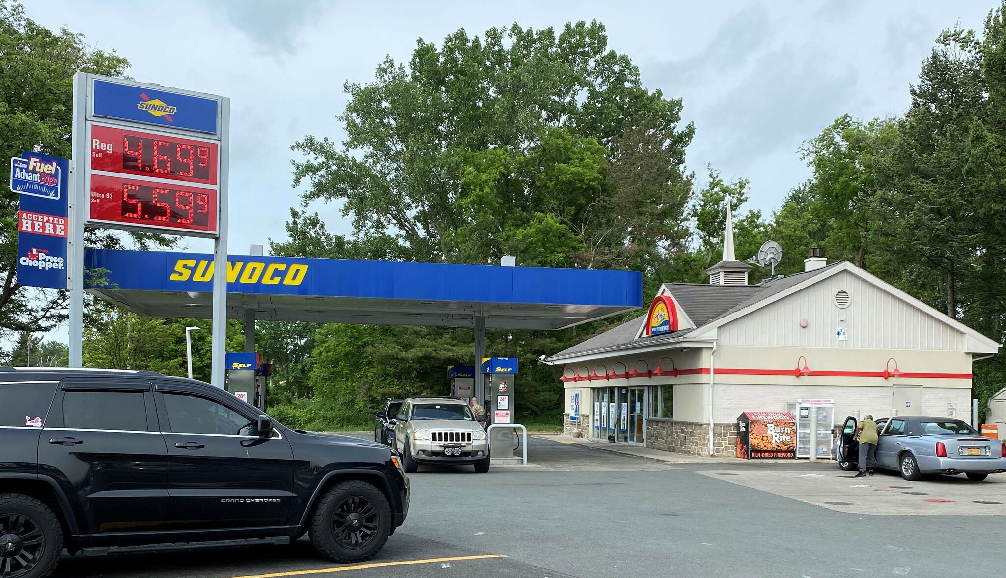 NY gas tax relief drops prices at the pump - Vimarsana News