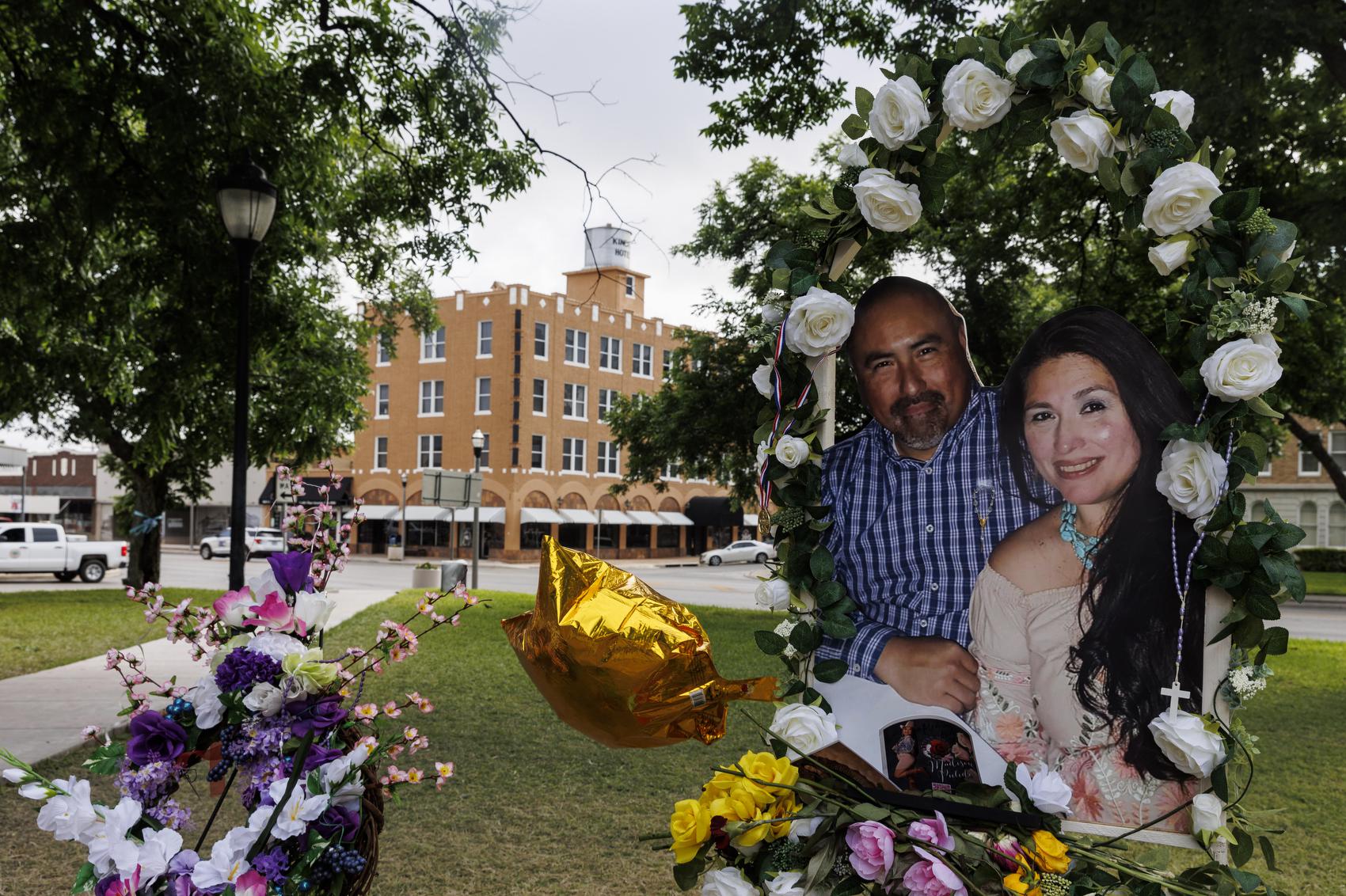 Uvalde teachers added to national memorial for slain educators - Vimarsana News