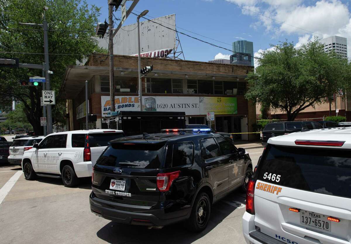 FBI agents and leads a multi-agency law enforcement operation at the 1600 block of Austin Street Wednesday, June 1, 2022, in Houston.