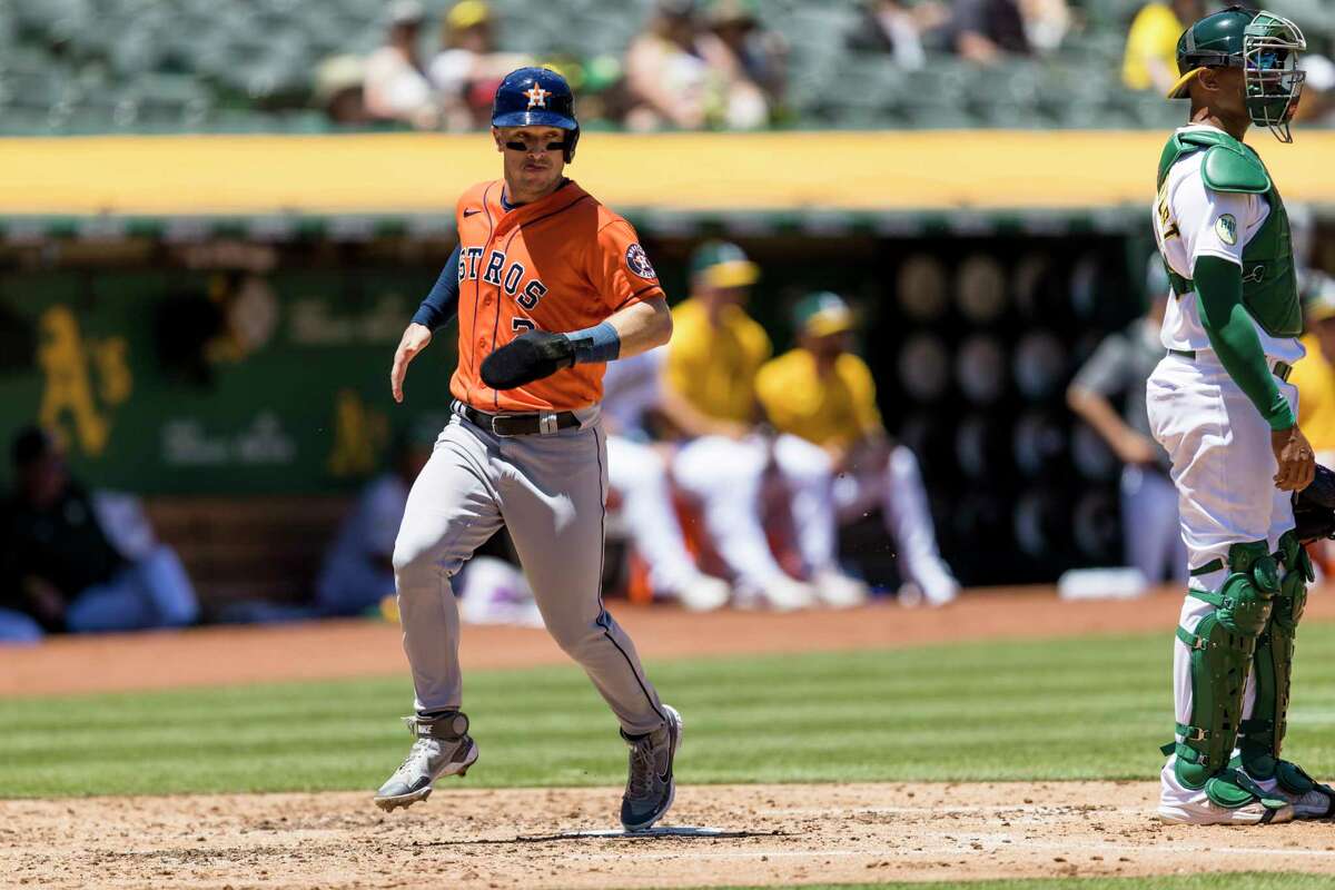 Houston Astros Ninthinning rally completes series sweep of Athletics