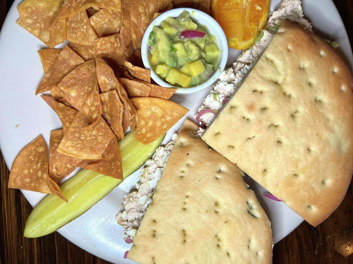 Pam’s Patio Kitchen' Vietnamese chicken sandwich gets thumps up