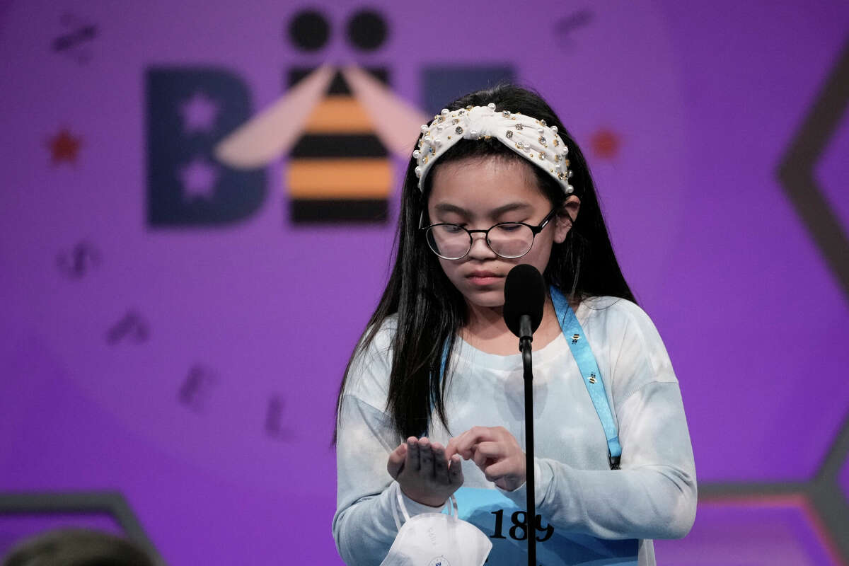 Two Houston students make Scripps National Spelling Bee semifinals