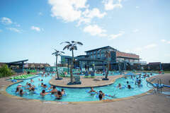 Texas adults-only waterpark features alcohol, a lazy river and more
