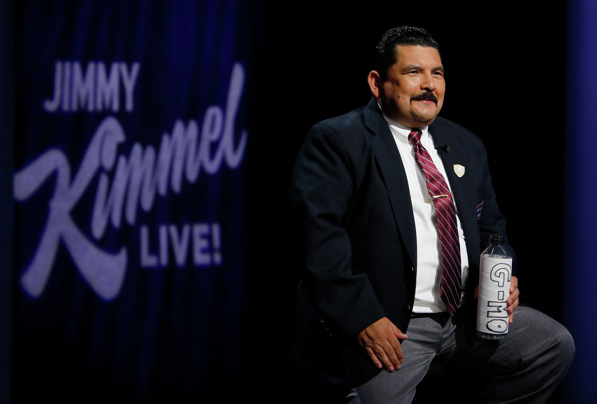 Jimmy kimmel guillermo on sale nba